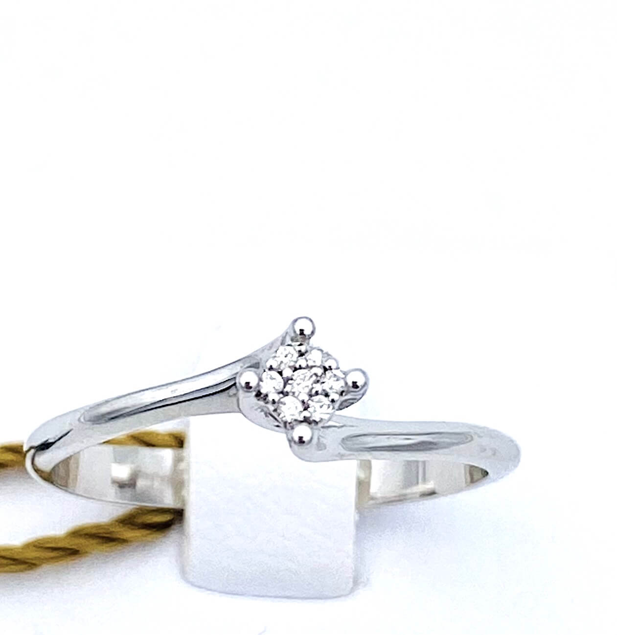 Anello solitario CUPIDO oro bianco e diamanti Art.AN1792