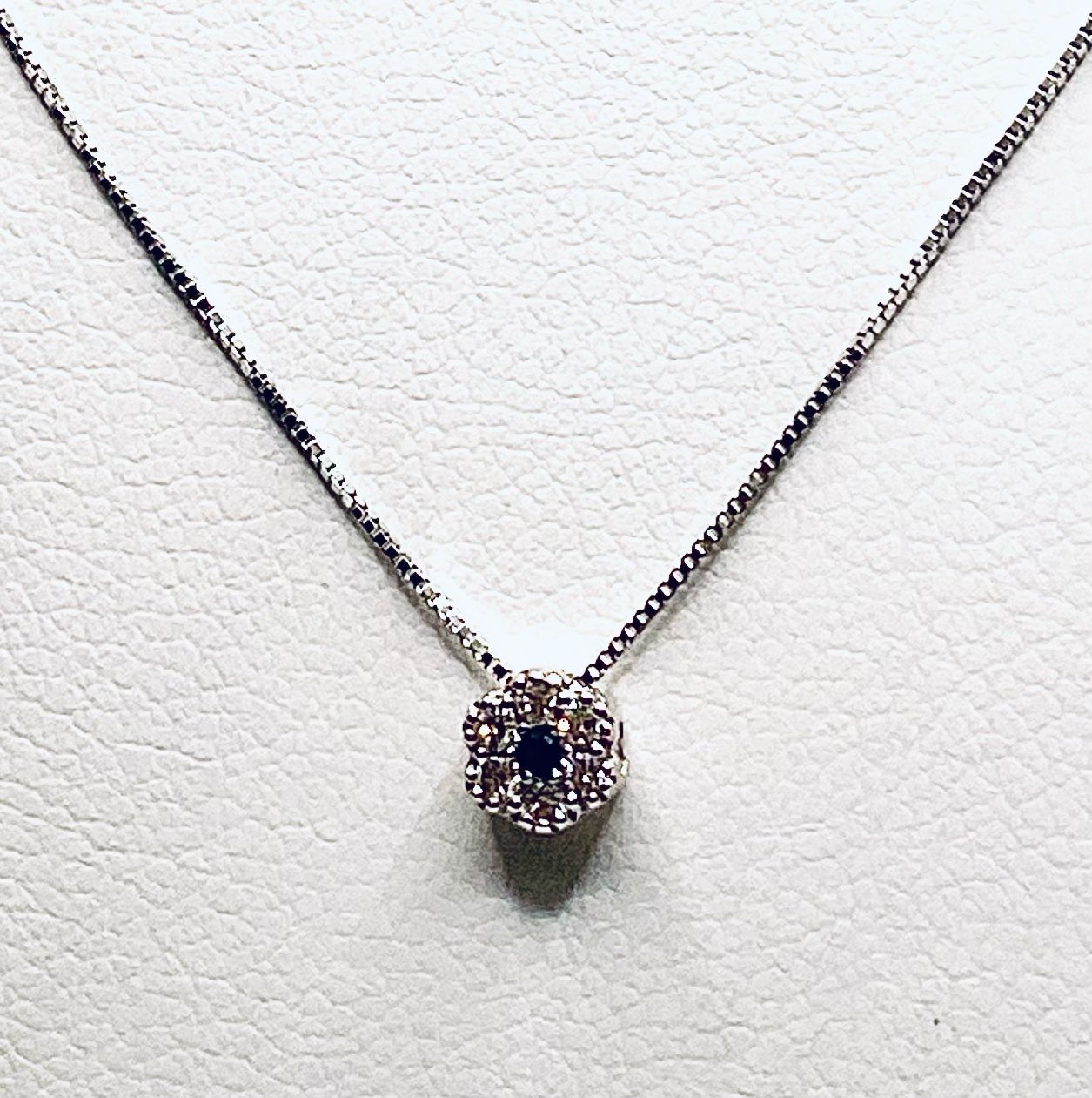 Pendente  Fiore con zaffiro e diamanti  art. CD814
