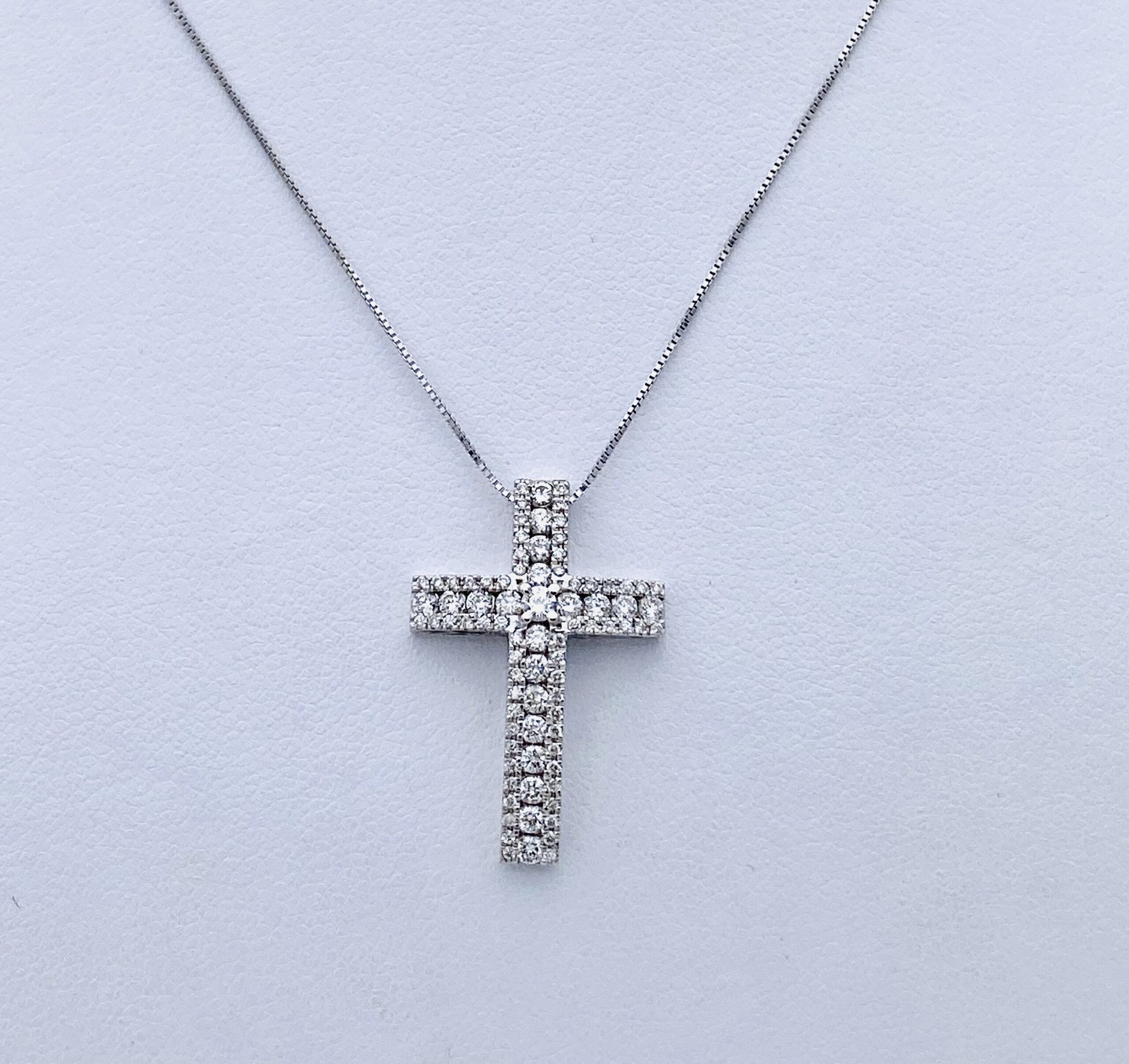 Pendente croce oro bianco 750 % e diamanti Art. GR337-2
