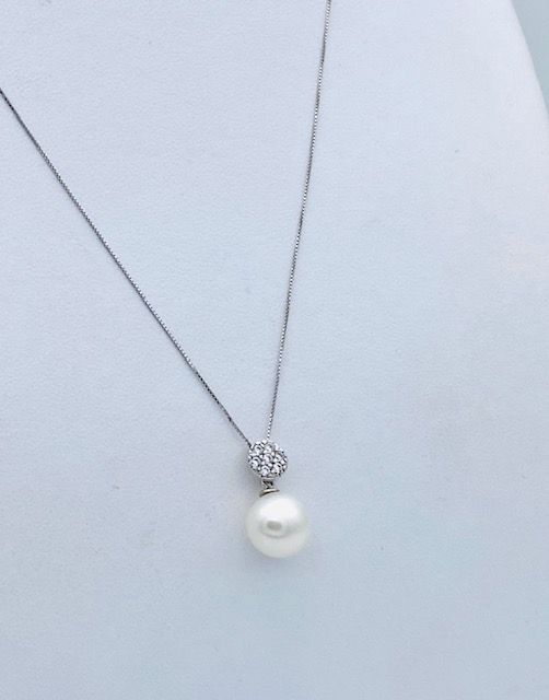 Girocollo perla in oro bianco 750% art. PENPE1