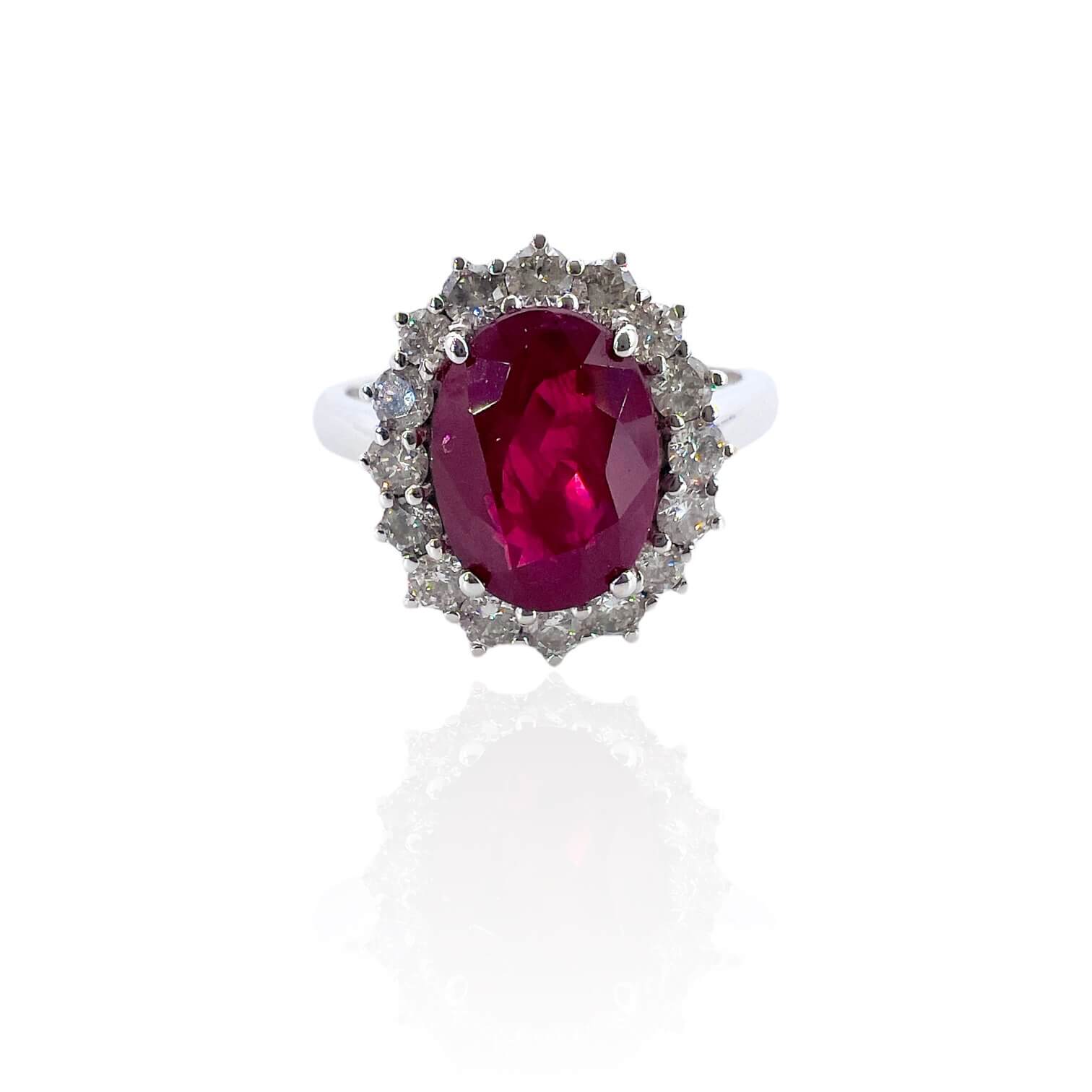 Natural ruby ring diamonds and gold BON TON art. AN557