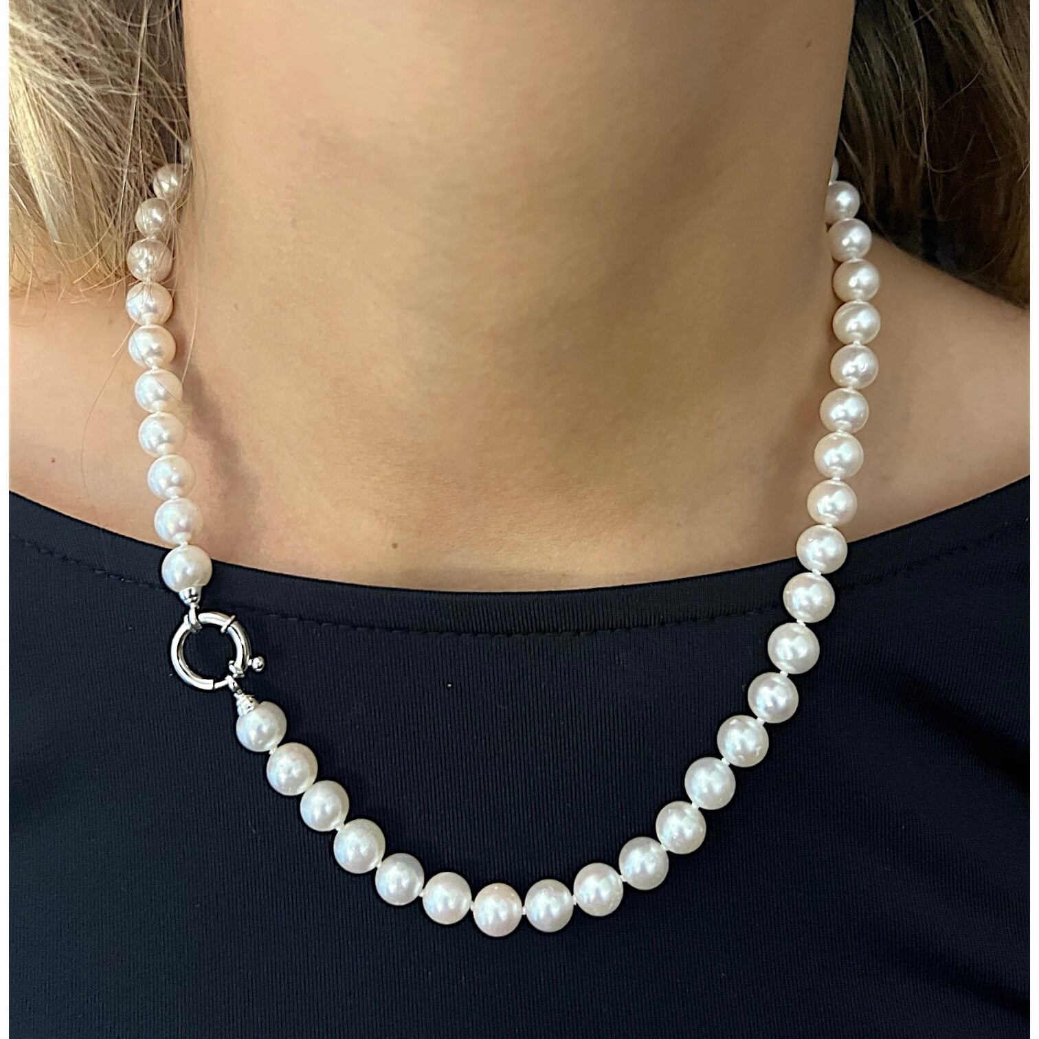 Girocollo filo di perle Akoya susta in oro Art. 63290